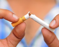 Fumatul dauneaza grav sanatatii dentare Fumatul dauneaza grav sanatatii dentare